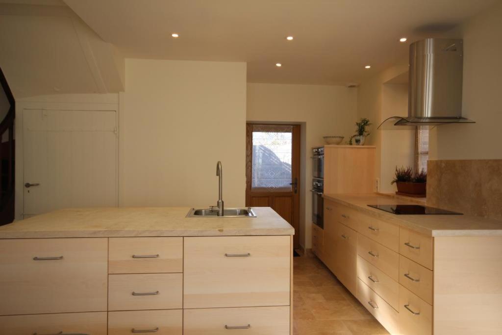 La Maison D'A Cote Saint-Amand-en-Puisaye Eksteriør billede