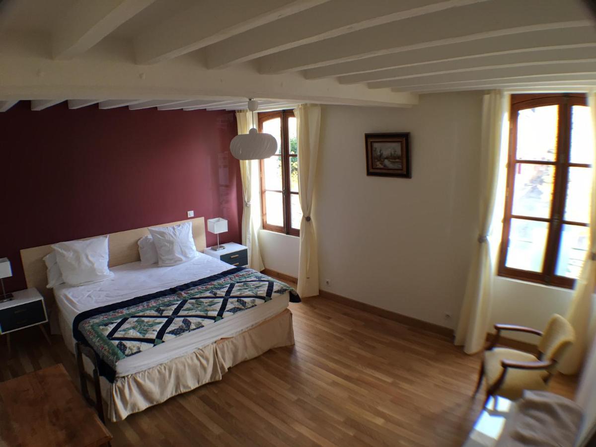 La Maison D'A Cote Saint-Amand-en-Puisaye Eksteriør billede